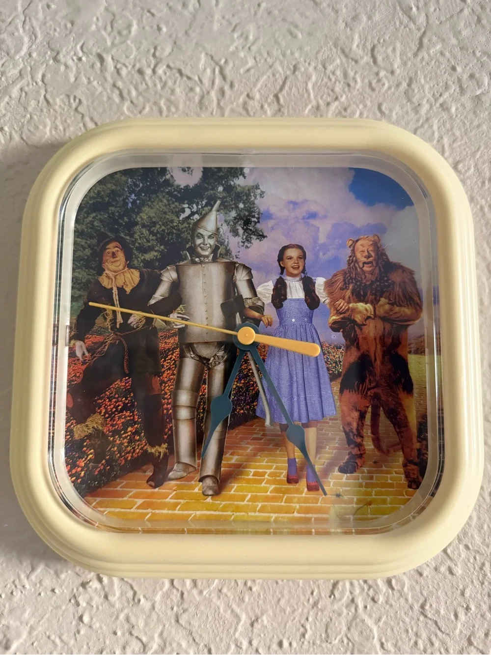 Wizard of Oz Themed Square Wall Clock - Dorothy & Friends (New Battery) 8